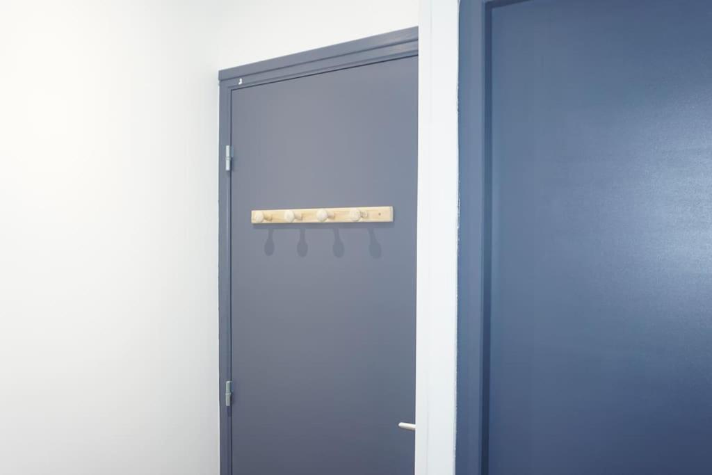 Cosy T2 Wifi Parking Proche Gare Centre Ville Сен-Кантен Экстерьер фото